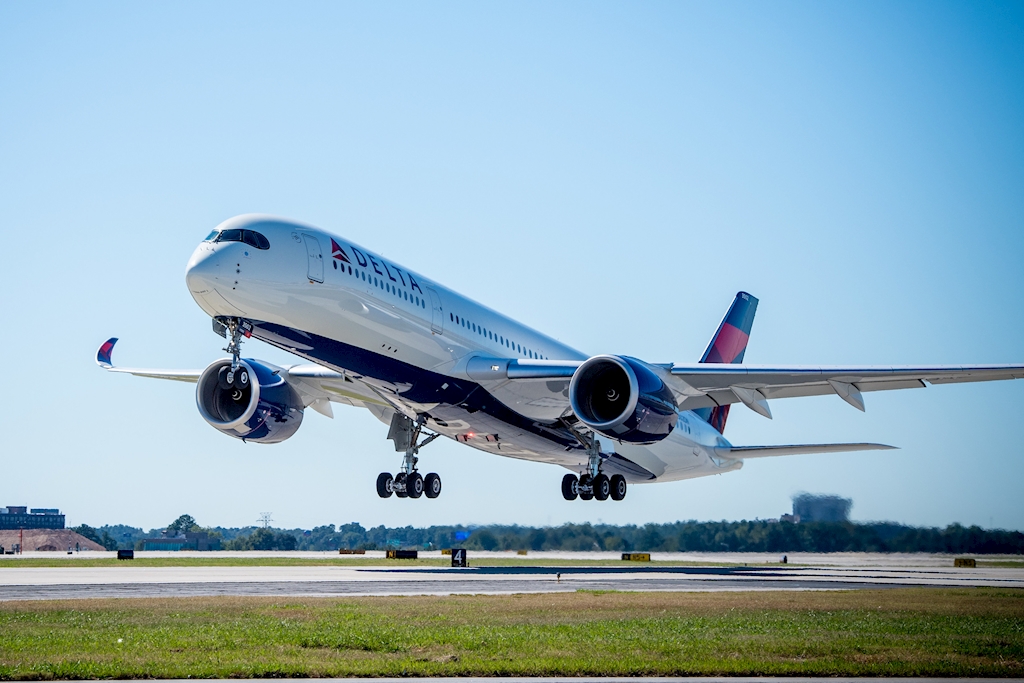 Sales, cargo leadership changes at Delta