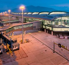 Double-digit Growth in April’s freighter movements at Hong Kong airport