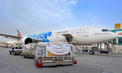 Emirates airbridge between Dubai and Lebanon