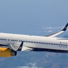 Icelandair to sell B757-200 trio for freighter conversion