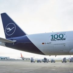 Lufthansa Cargo and DB Schenker start first CO2-neutral freight flights