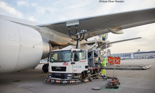 Countdown to zero: DB Schenker and Lufthansa Cargo launch regular CO2-neutral freight