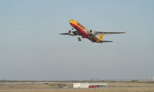 Rolls-Royce and DHL Express sign TotalCare agreement for A330 engines