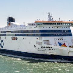P&O and DFDS in freight space charter agreement on Dover-Calais route