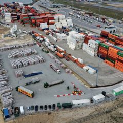 DP World signs deal with trucker Swain Group for London Gateway hub