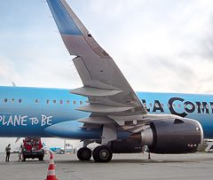 100% business class airline La Compagnie partners with WFS for first cargo route