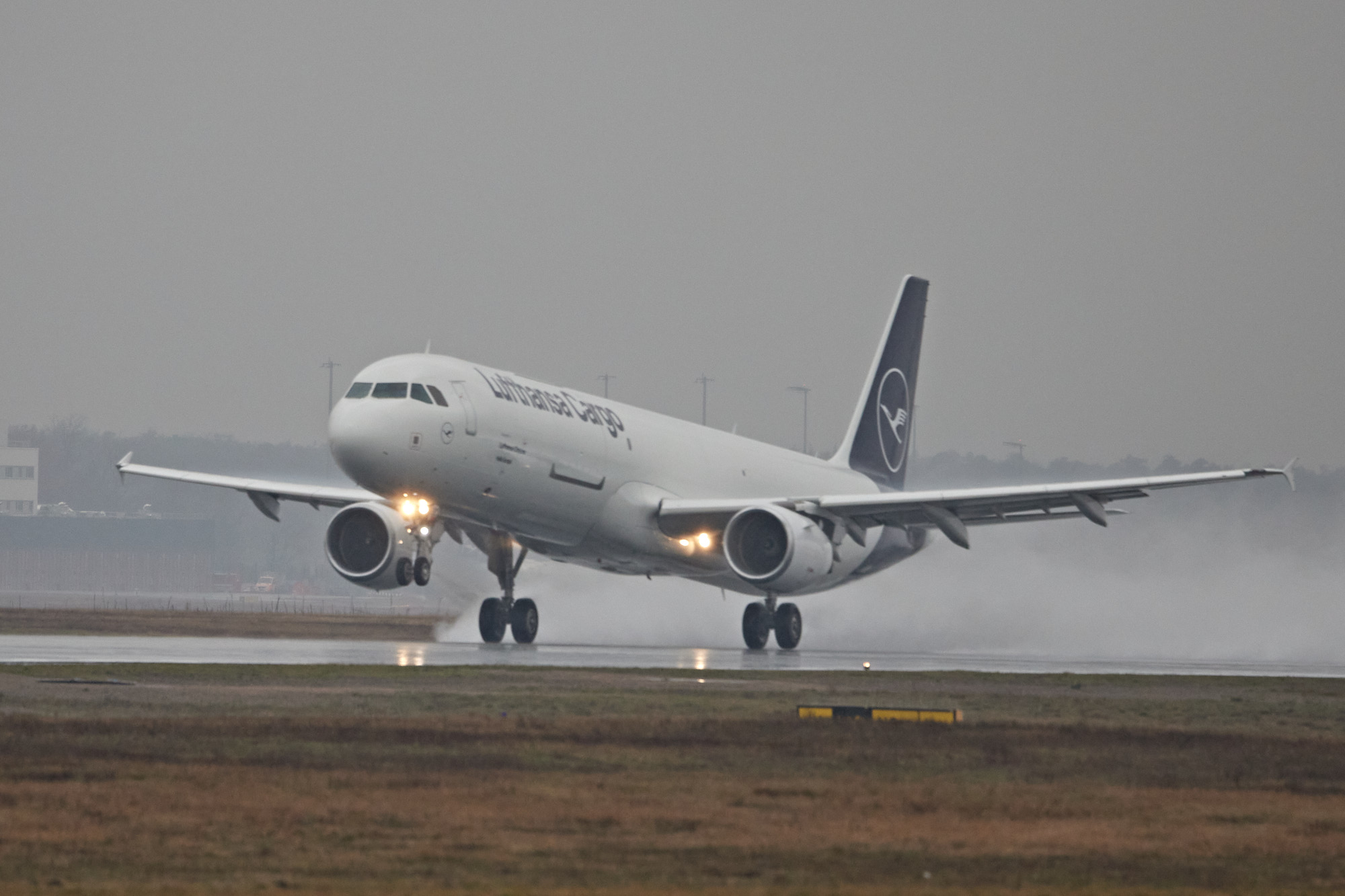 Lufthansa Group And Omv Further Strengthen Partnership On Sustainable Aviation Fuel Rogistics