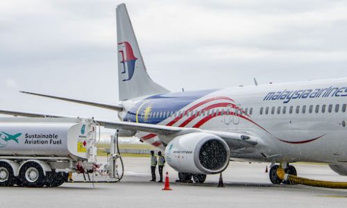 Malaysia Airlines’ first passenger flight with Neste MY Sustainable Aviation Fuel supplied by Petronas￼