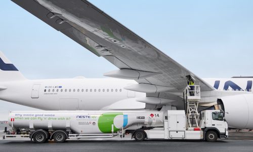 Finnair reduces carbon emissions with Neste SAF